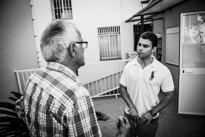 Olver, nuestro director, compartió unos instantes de charla con Luis, al que felicitó en nombre de toda la academia por sus logros.